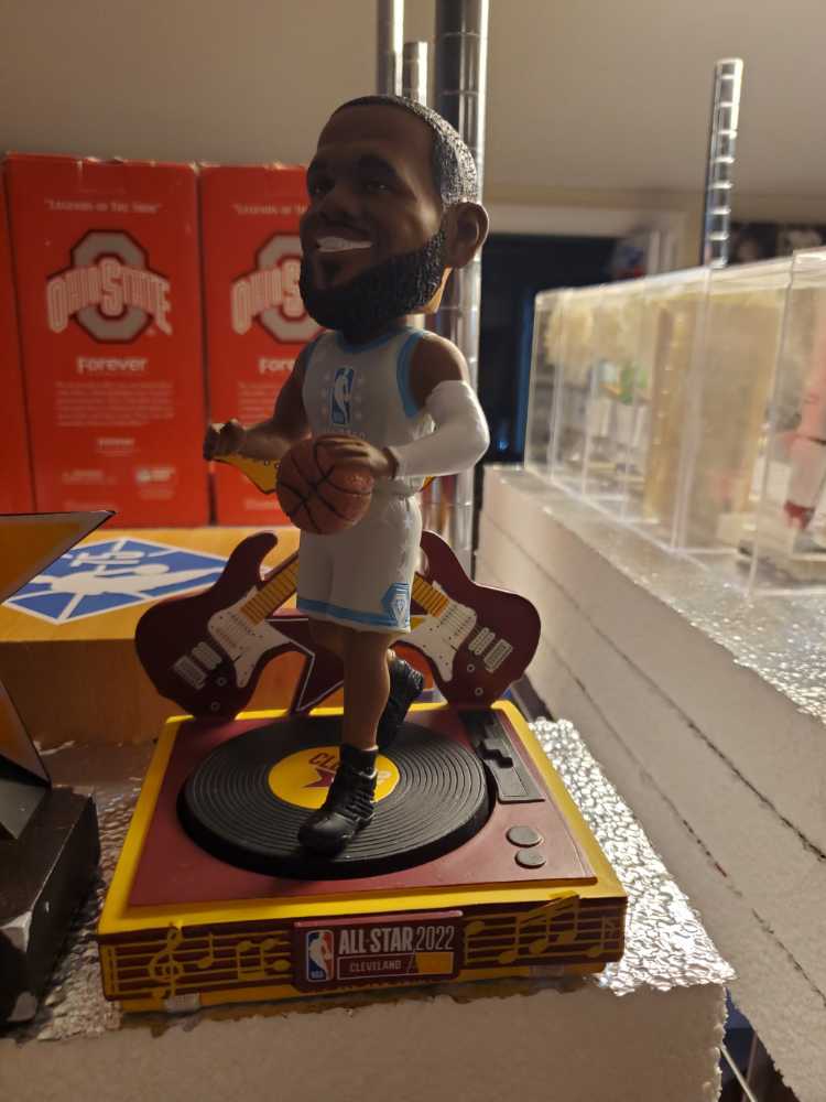 Pop Marvel: Deadpool 30th Deadpool In Cake Multicolor Standard