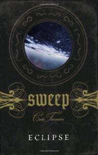 Eclipse - Meyer book collectible - Main Image 1