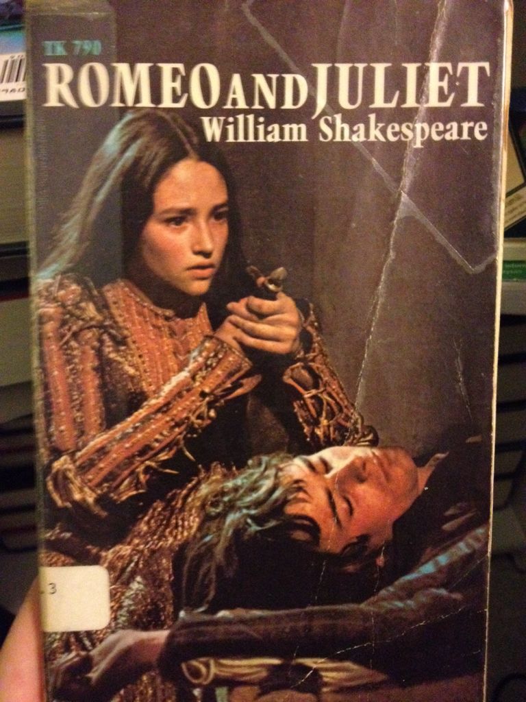 Inside Out: Microsoft In Our Own Words-10: 0446527394-13: