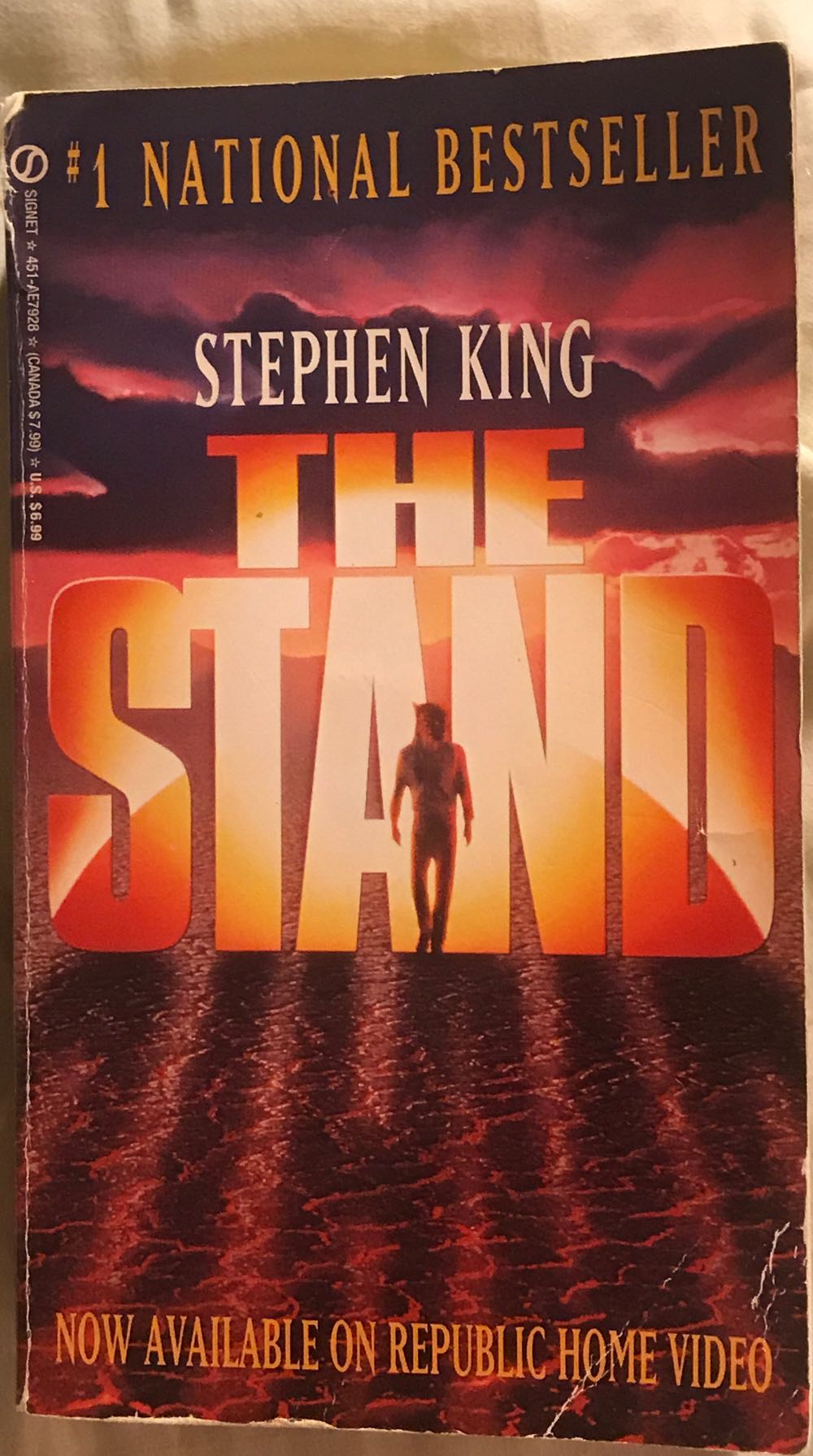 The Stand - Stephen King (Signet - Paperback) book collectible [Barcode 9780451179289] - Main Image 2