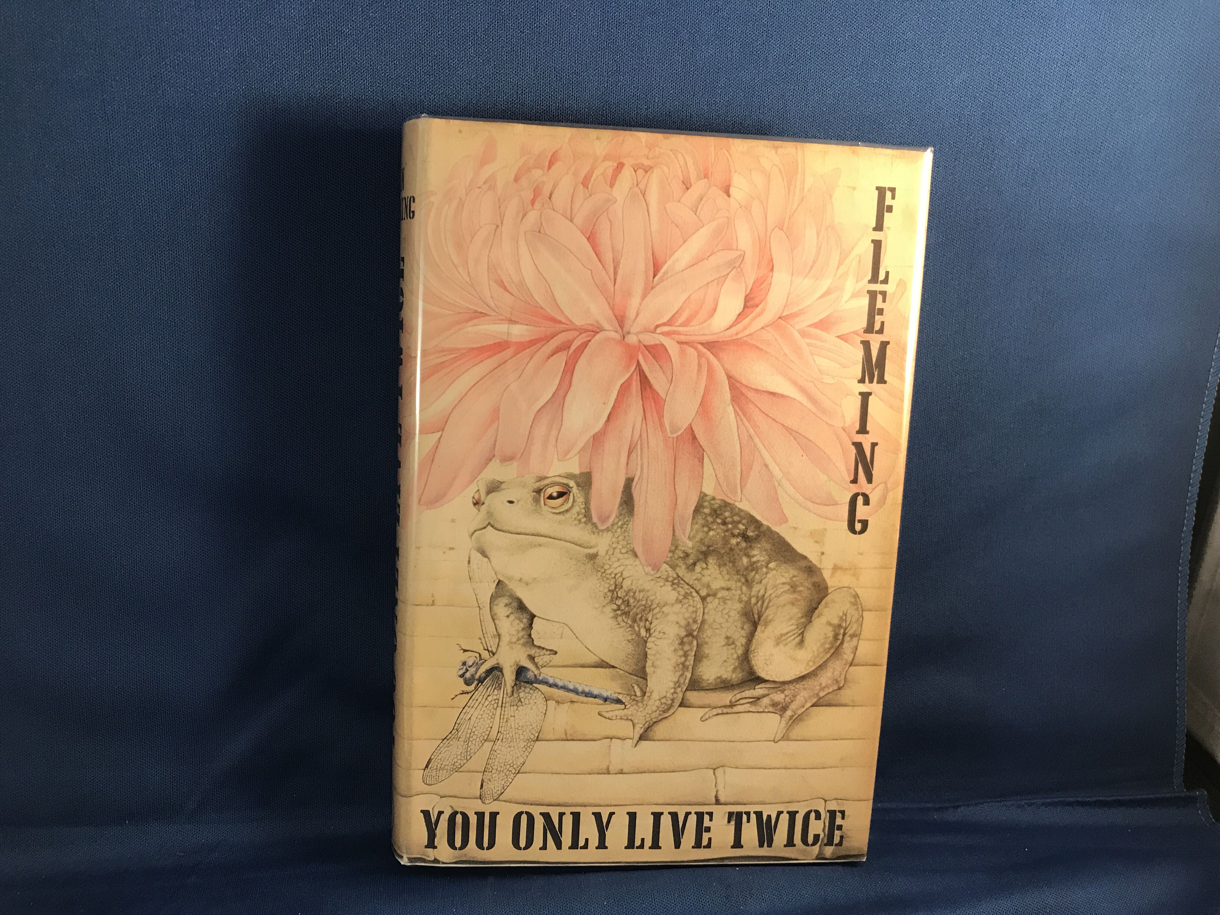 You Only Live Twice - Ian Fleming (Jonathan Cape, Ltd. - Hardcover) book collectible [Barcode 0142003271] - Main Image 3