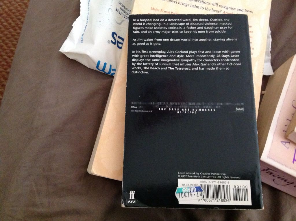 28 Days Later - Boom Studios (F F) book collectible [Barcode 9780571216536] - Main Image 2