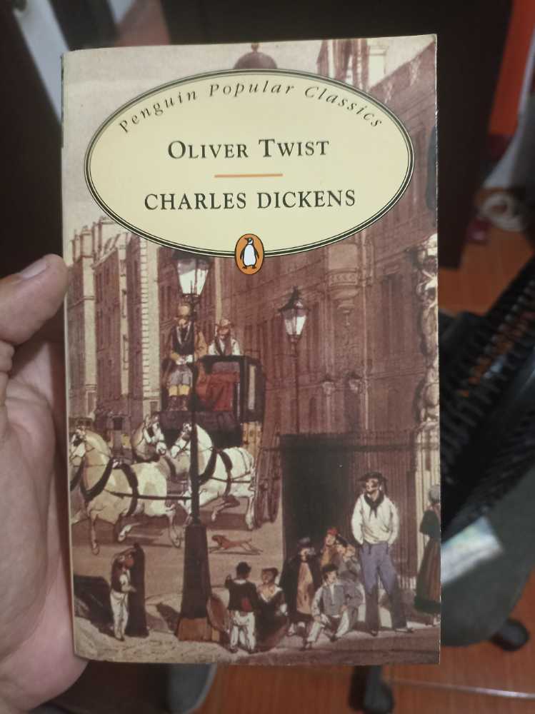 Oliver Twist - Charles Dickens (Penguin Books - Paperback) book collectible [Barcode 9780140620467] - Main Image 2