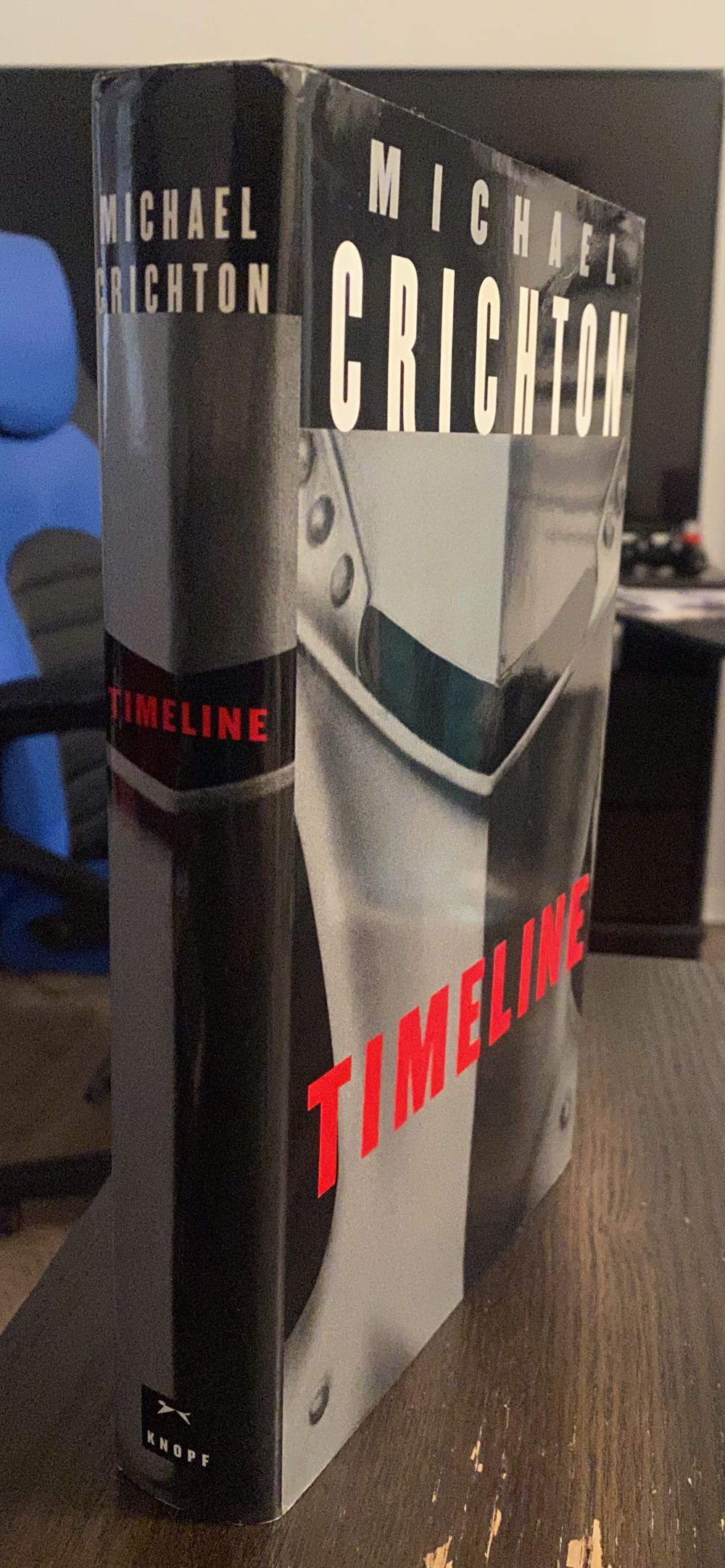 Timeline - Michael Crichton (Knopf - Hardcover) book collectible [Barcode 9780679444817] - Main Image 3