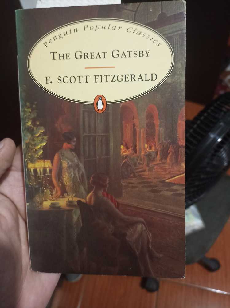 The Great Gatsby - F. Scott Fitzgerald (Penguin Books - Paperback) book collectible [Barcode 9780140620184] - Main Image 2