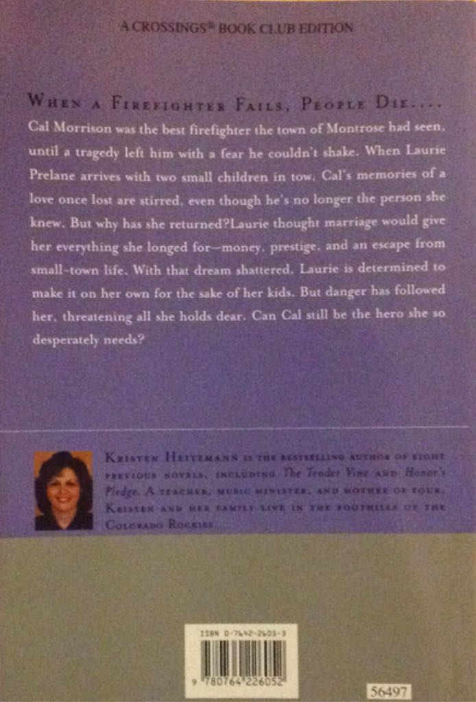 Twilight - Stephenie Meyer (Gramedia Pustaka Utama - Paperback) book collectible [Barcode 9789792236026] - Main Image 2