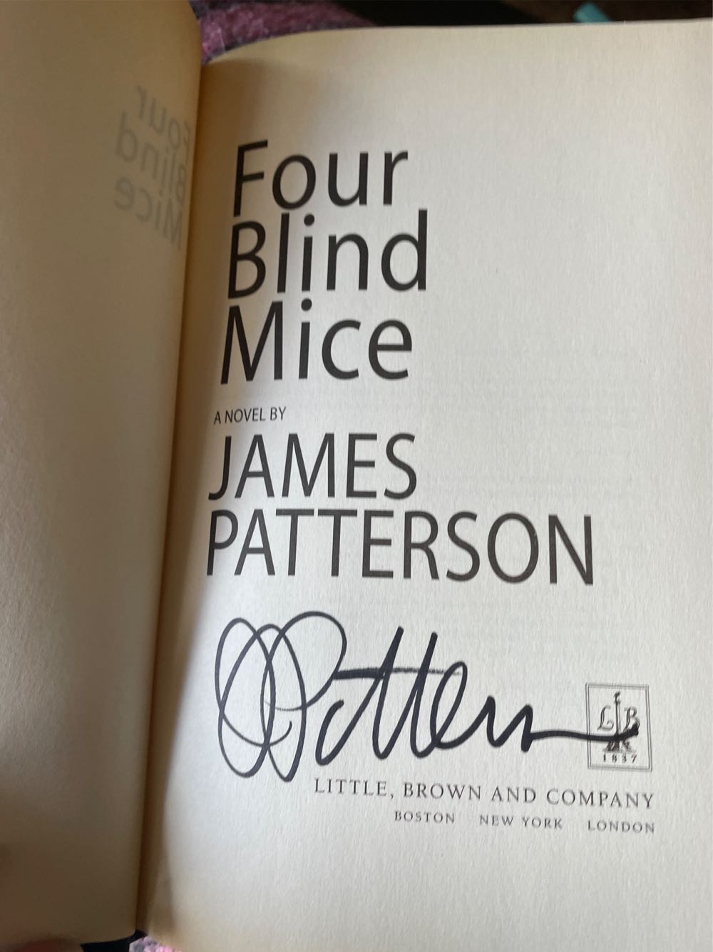 Four Blind Mice (#8) - James Patterson (Little, Brown and Company - Hardcover) book collectible [Barcode 9780316693004] - Main Image 4