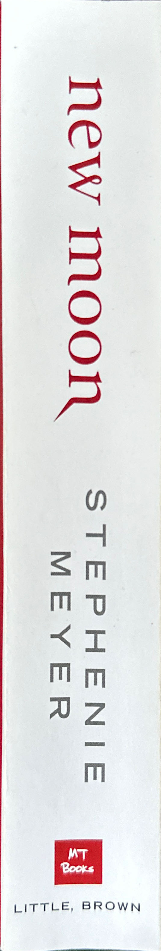 New Moon - Stephenie Meyer (Atom Books - Paperback) book collectible [Barcode 9781907410499] - Main Image 3