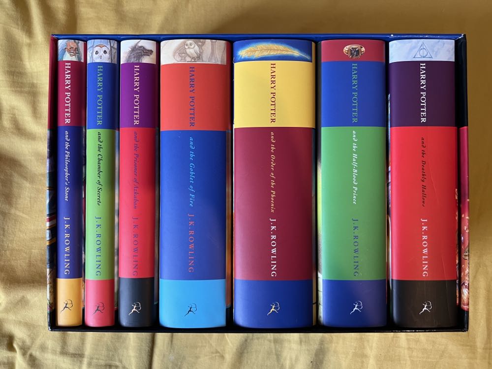 Harry Potter And The Order Of The Phoenix - J. K. Rowling (Bloomsbury - Hardcover) book collectible [Barcode 9780747551003] - Main Image 4