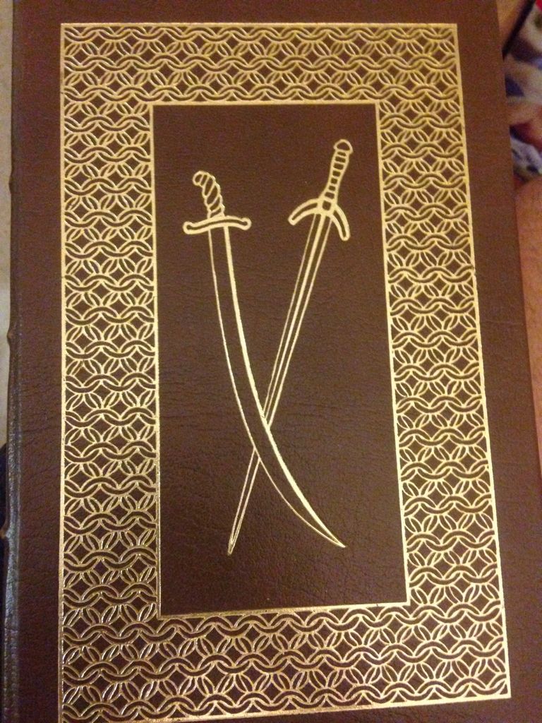 Hush, Hush (Hush, Hush, #1)