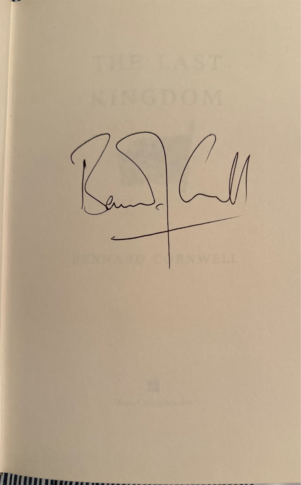 The Last Kingdom - Bernard Cornwell (HarperCollins - Hardcover) book collectible [Barcode 9780007149902] - Main Image 2