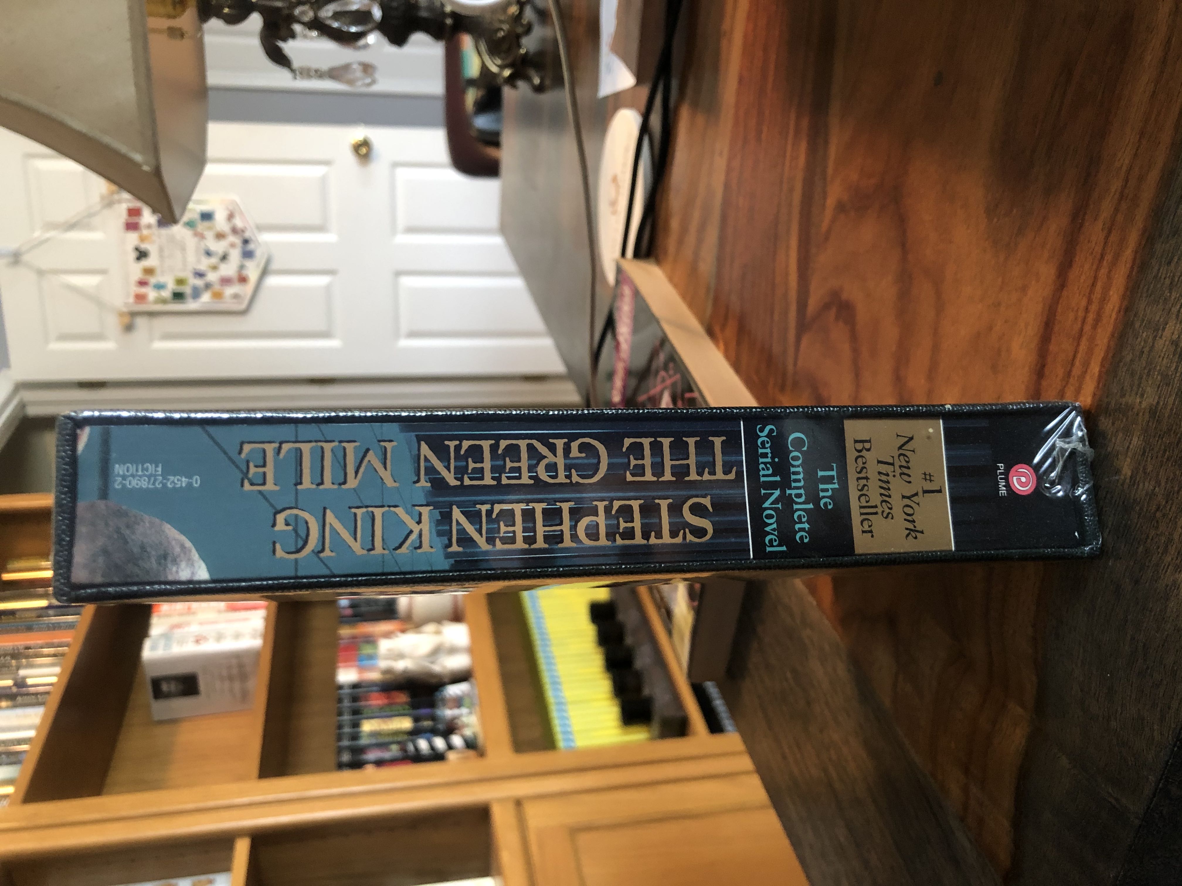 The Green Mile - Stephen King (Plume - Paperback) book collectible [Barcode 9780452278905] - Main Image 3