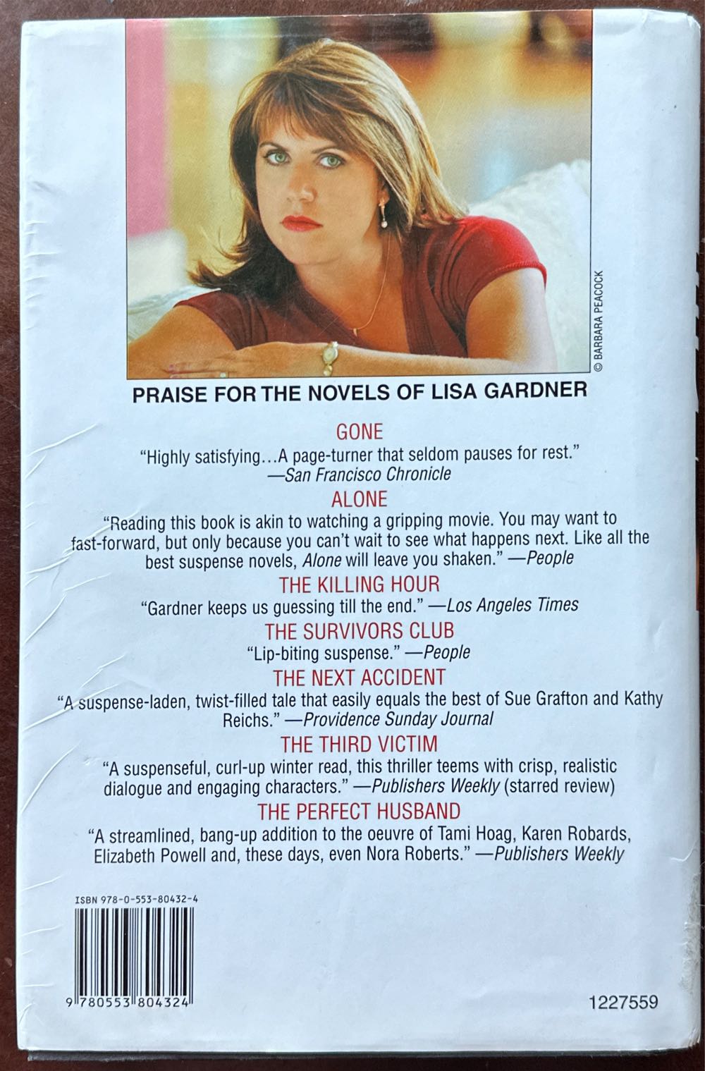 Hide - Lisa Gardner (Bantam Books - Hardcover) book collectible [Barcode 9780553804324] - Main Image 2