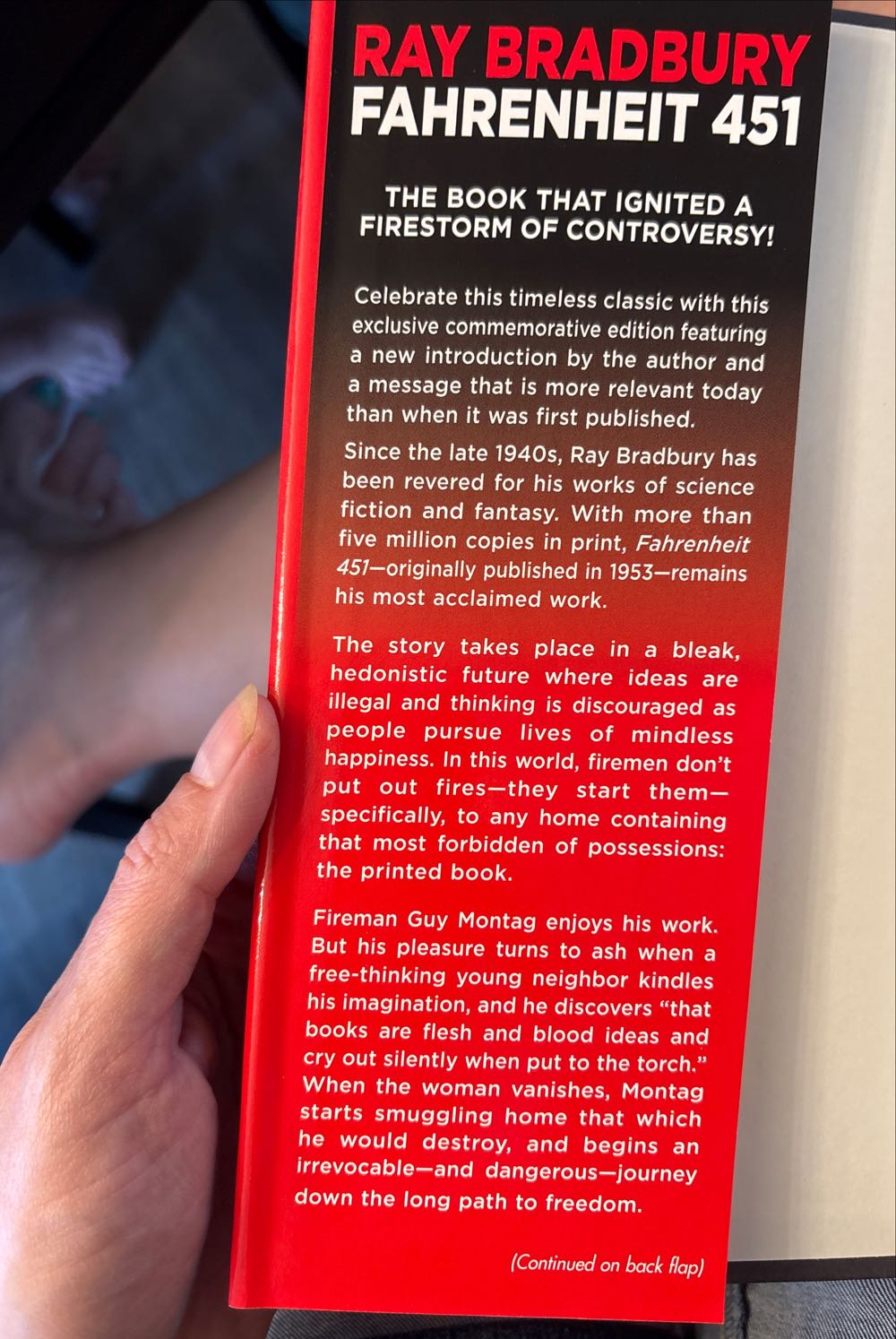 Fahrenheit 451 - Ray Bradbury (Simon & Schuster - Hardcover) book collectible [Barcode 9781607511663] - Main Image 2