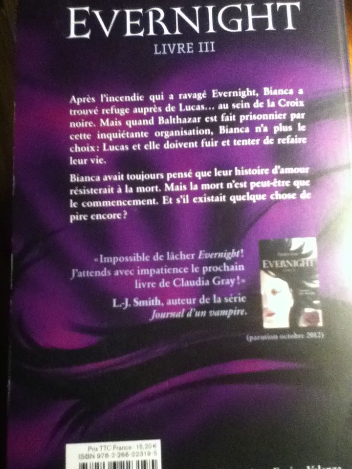 Evernight  (Pocket Jeunesse) book collectible [Barcode 9782266223195] - Main Image 2