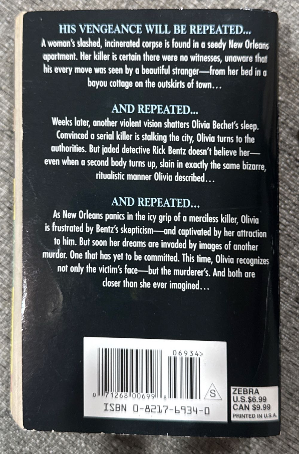 Cold Blooded - Lisa Jackson (Zebra Books - Paperback) book collectible [Barcode 9780821769348] - Main Image 2