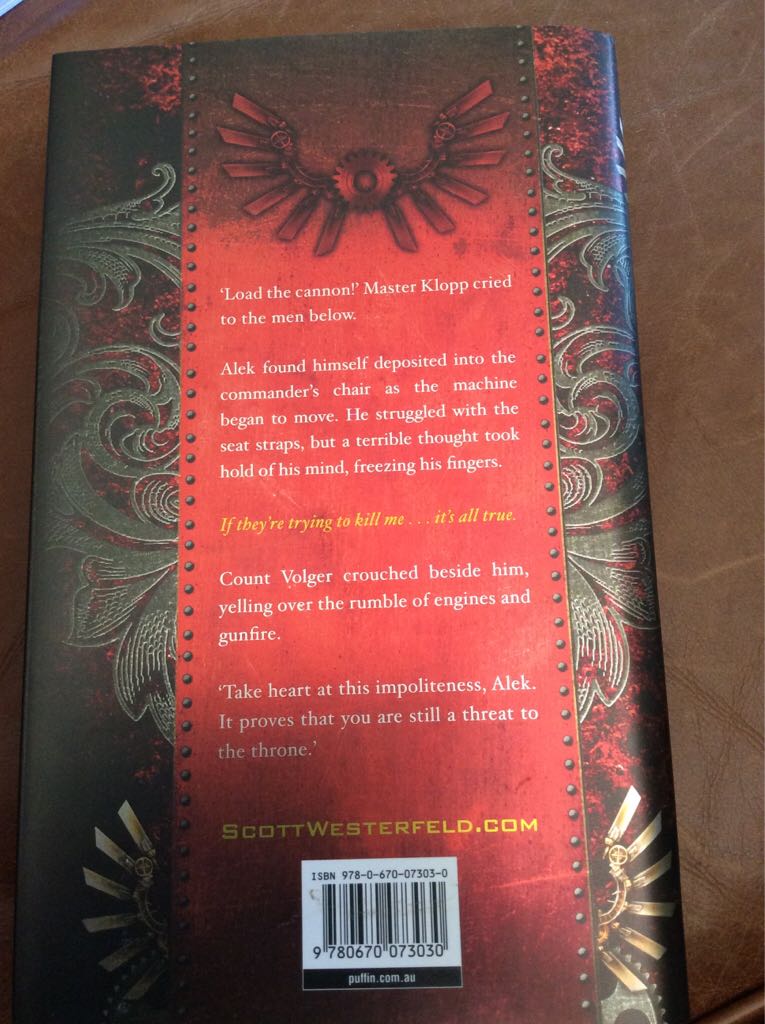 Leviathan - Scott Westerfeld (Simon Pulse, an imprint of Simon & Schuster - Hardcover) book collectible [Barcode 9780670073030] - Main Image 2
