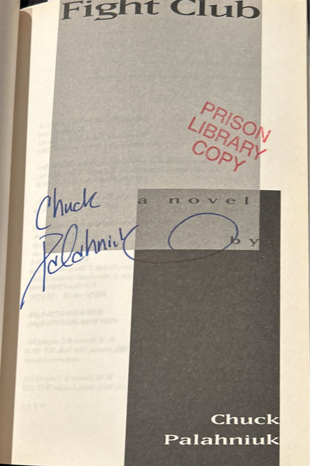 Fight Club - Chuck Palahniuk (W. W. Norton - Trade Paperback) book collectible [Barcode 9780393327342] - Main Image 3