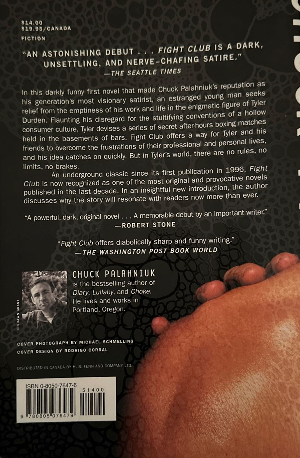 Fight Club - Chuck Palahniuk (Holt Paperbacks - Trade Paperback) book collectible [Barcode 9780805076479] - Main Image 2