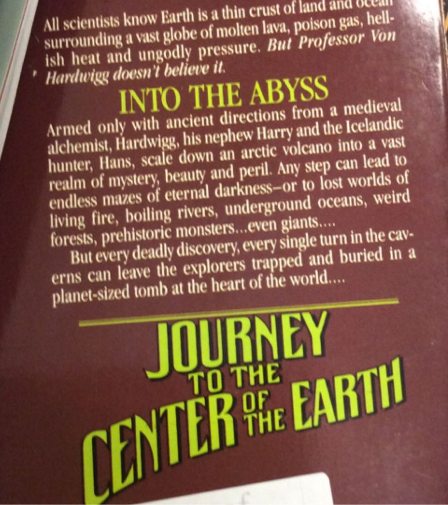 Journey To The Centre Of The Earth - Jules Verne (Puffin - Paperback) book collectible [Barcode 9780140367157] - Main Image 2