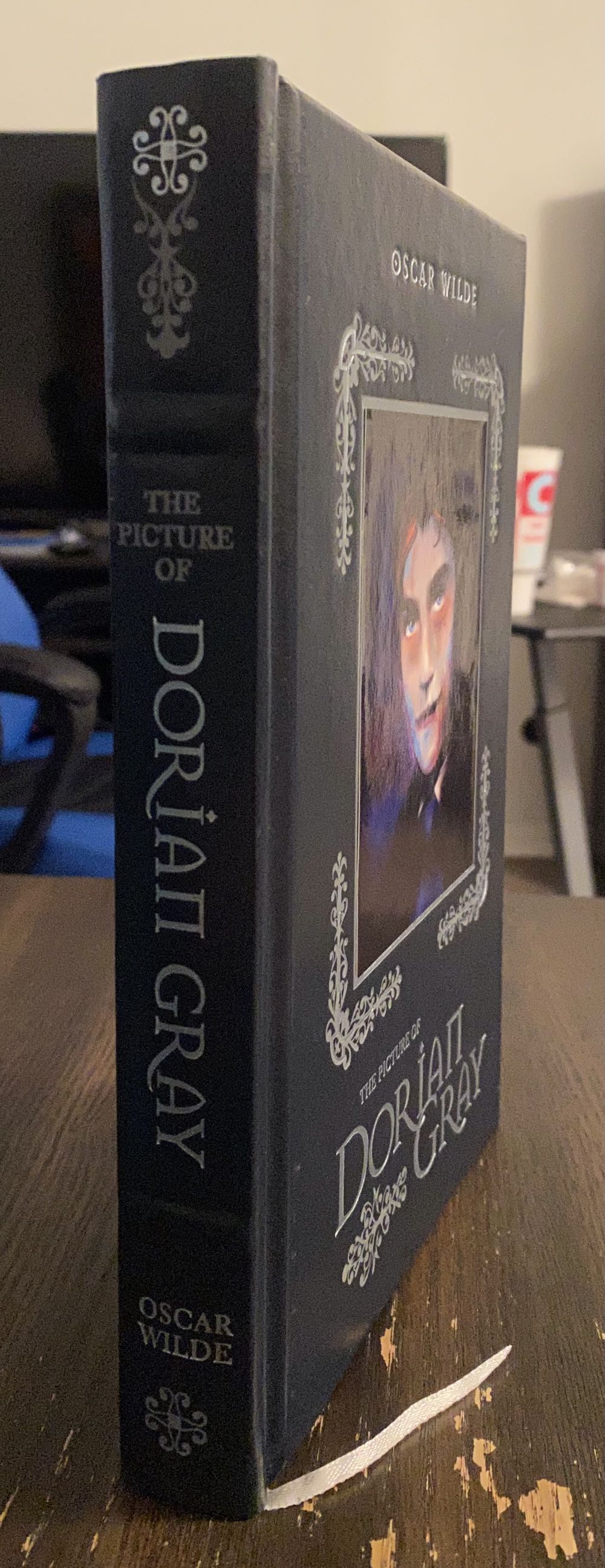 The Picture Of Dorian Gray - Oscar Wilde (Intervisual/Piggy Toes - Calf-Binding) book collectible [Barcode 9781615243471] - Main Image 3