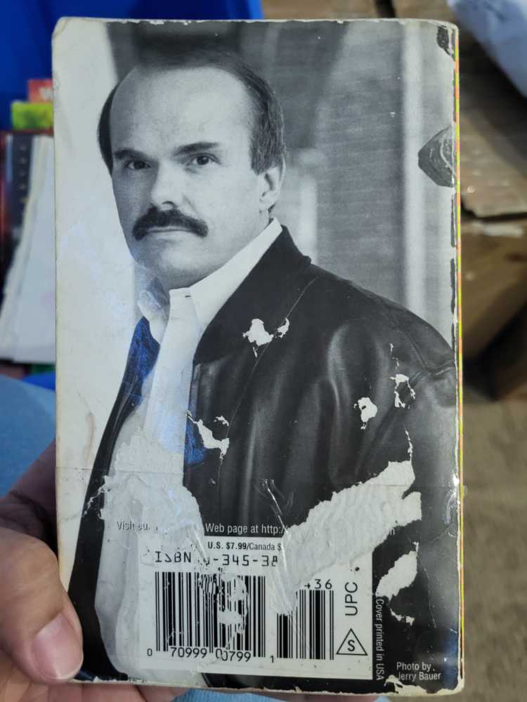 Intensity - Dean Koontz (Ballantine Books - Paperback) book collectible [Barcode 9780345384362] - Main Image 2