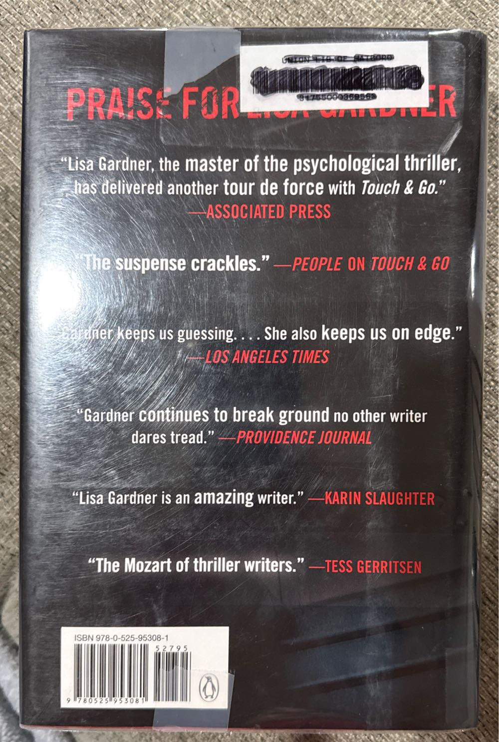 Fear Nothing - Lisa Gardner (Dutton Books - Hardcover) book collectible [Barcode 9780525953081] - Main Image 2