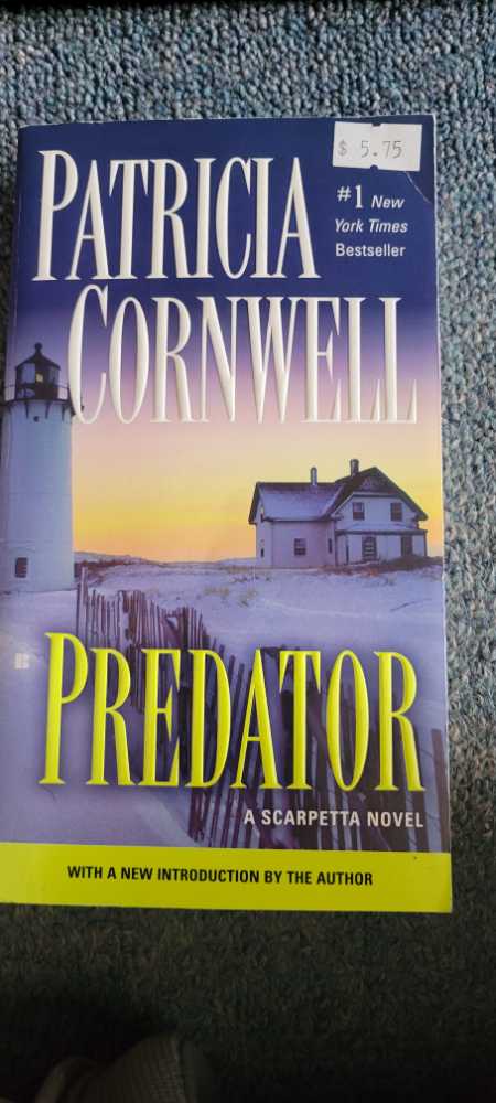 Predator - Patricia Cornwell (Berkley - Paperback) book collectible [Barcode 9780425245736] - Main Image 2
