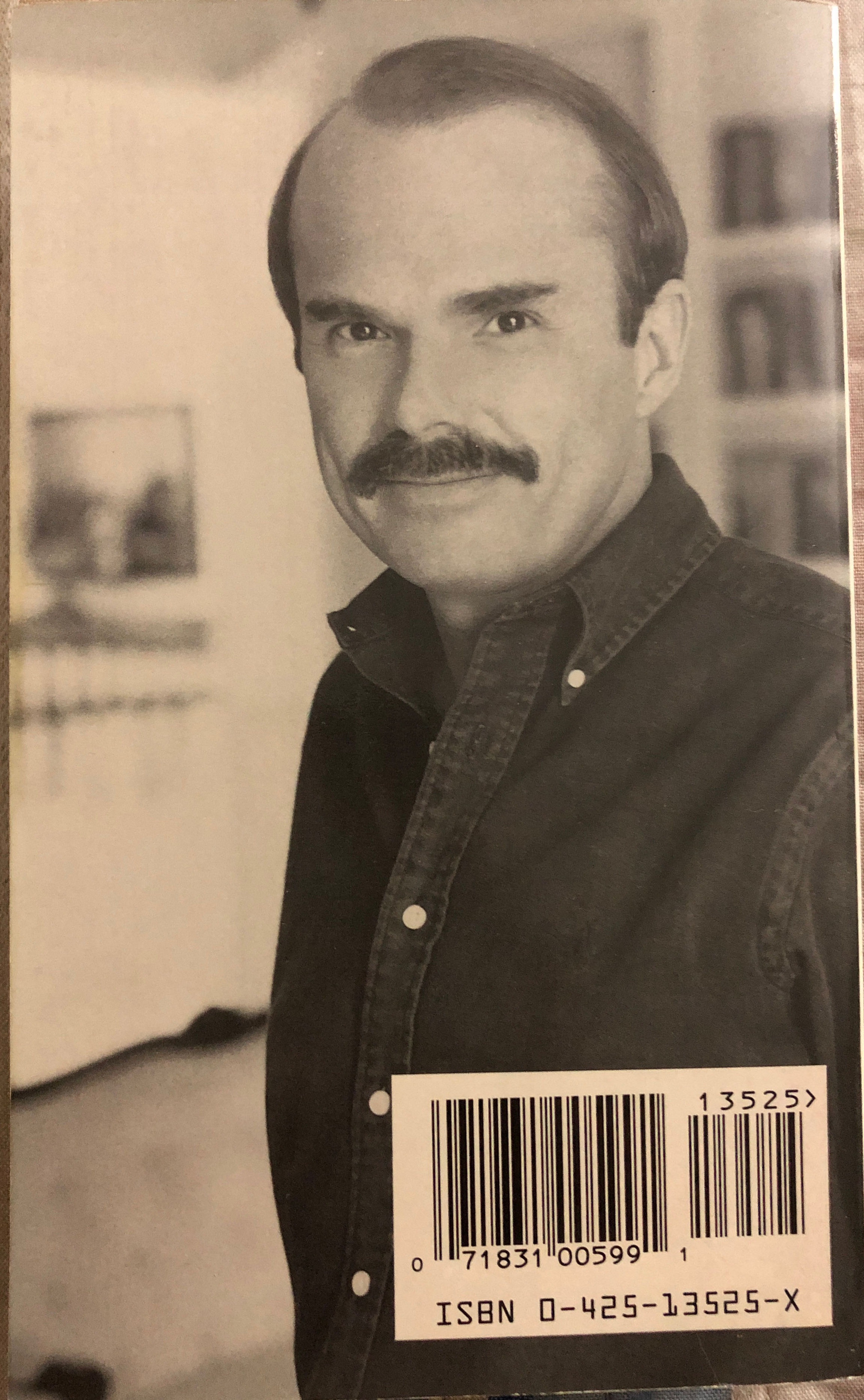 Hideaway - Dean Koontz (Berkley - Paperback) book collectible [Barcode 9780425135259] - Main Image 2