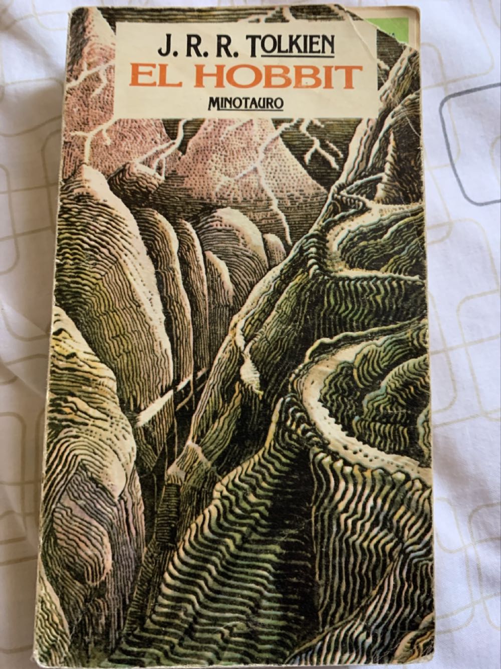 El Hobbit - J. R.R. Tolkien (Ediciones Minotauro - Paperback) book collectible - Main Image 2