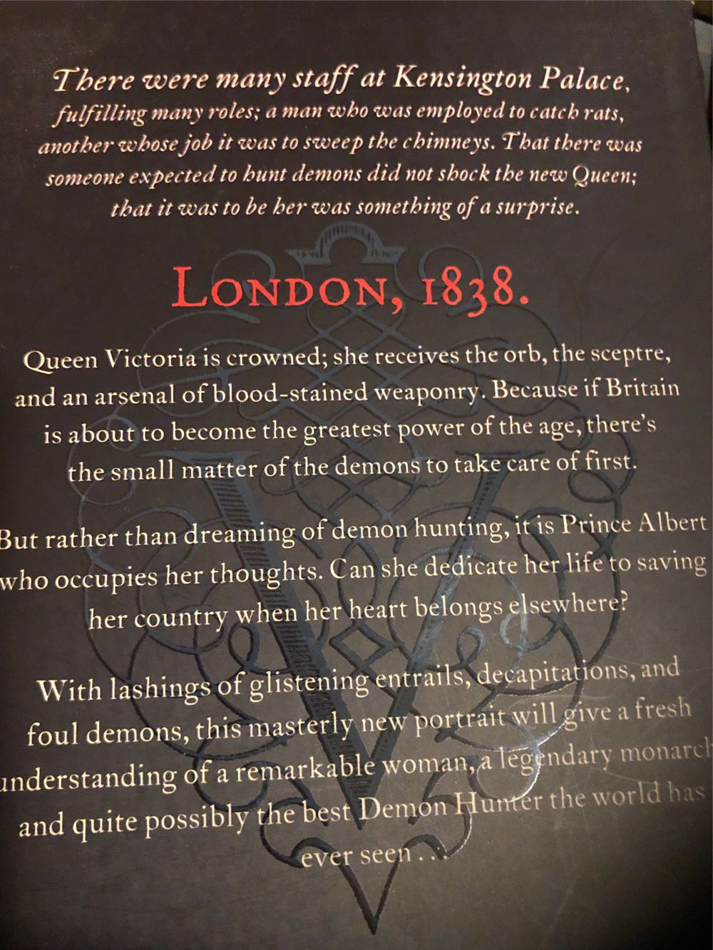 QUEEN VICTORIA - DEMON HUNTER - A. E. Moorat (Hodder - Paperback) book collectible [Barcode 9781444700268] - Main Image 2
