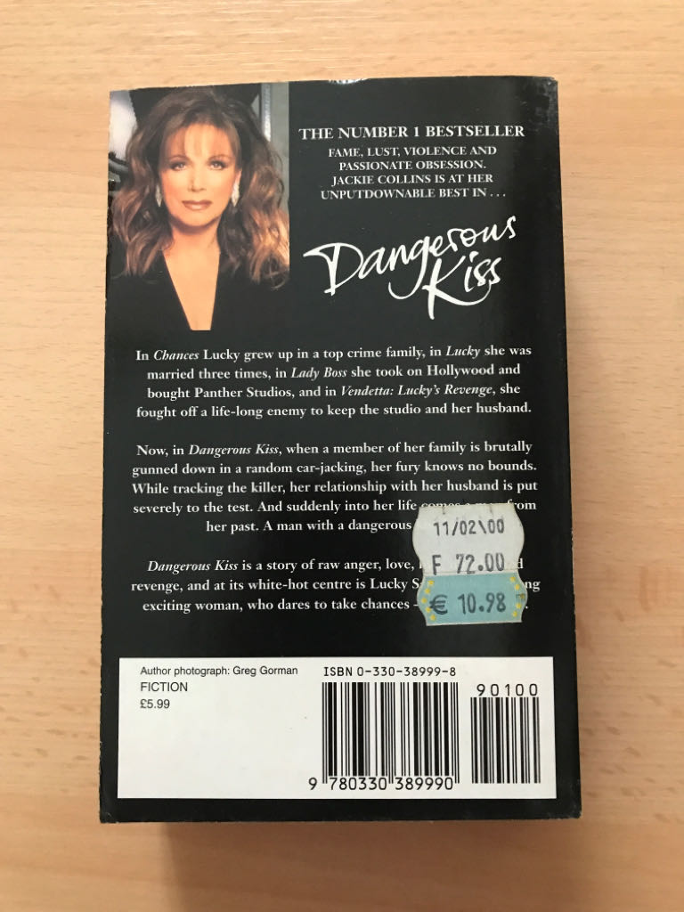 Dangerous Kisses - Jackie Collins (PAN BOOKS . LONDON - Paperback) book collectible [Barcode 9780330389990] - Main Image 2