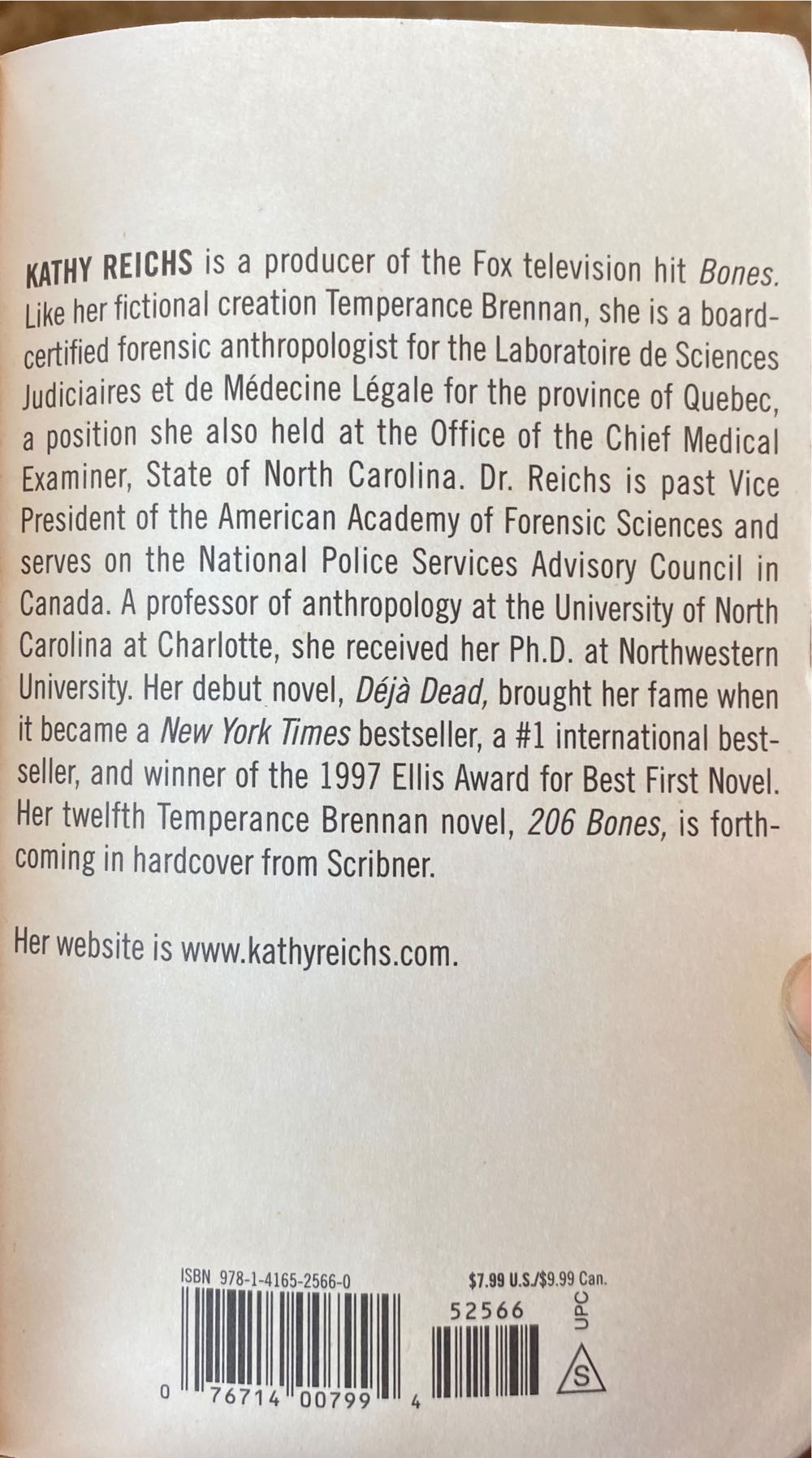 Devil Bones - Kathy Reichs (Pocket Star Books - Paperback) book collectible [Barcode 9781416525660] - Main Image 4