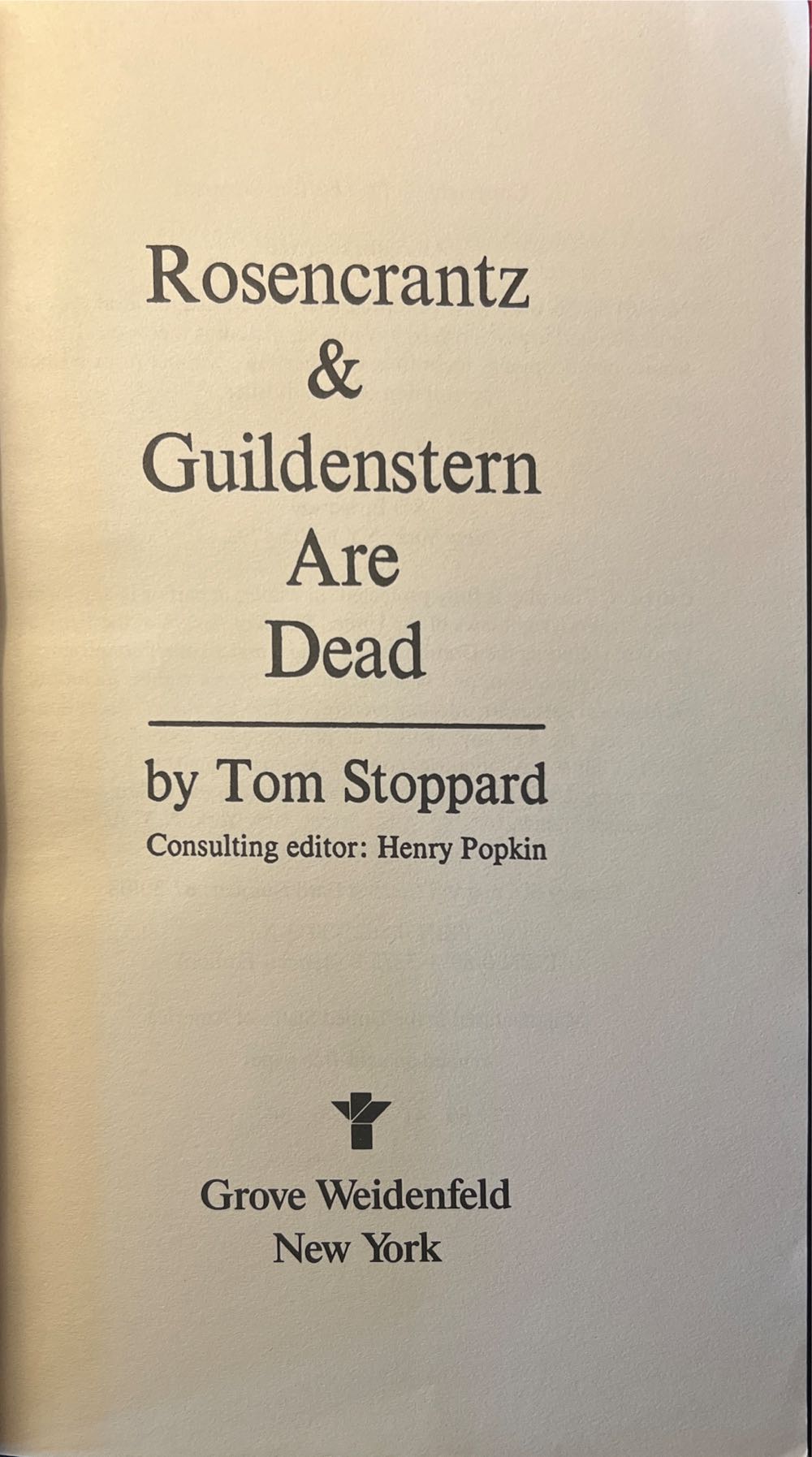Rosencrantz and Guildenstern Are Dead - Tom Stoppard (Grove Press - Trade Paperback) book collectible [Barcode 9780802132758] - Main Image 3