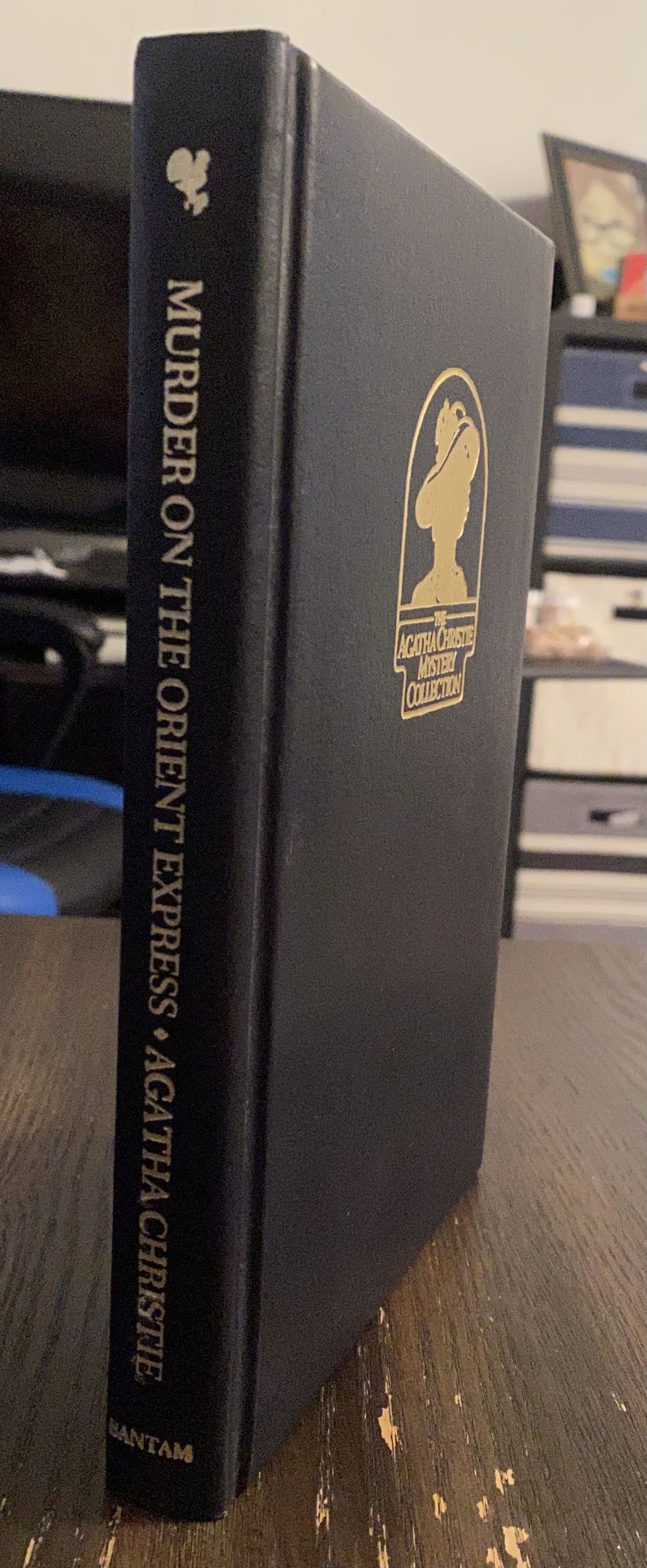 Murder On The Orient Express - Agatha Christie (Bantam Books - Calf-Binding) book collectible [Barcode 9780553030006] - Main Image 2