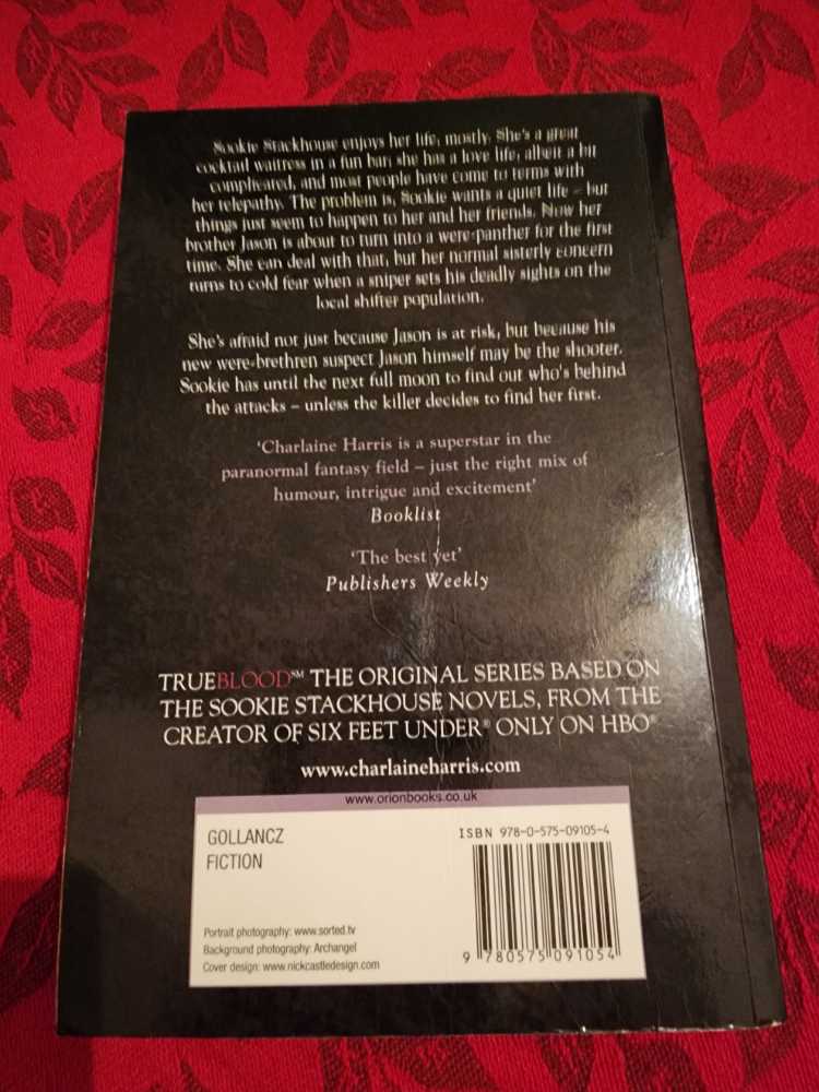 Dead as a Doornail - Charlaine Harris (Gollancz - Paperback) book collectible [Barcode 9780575091054] - Main Image 2