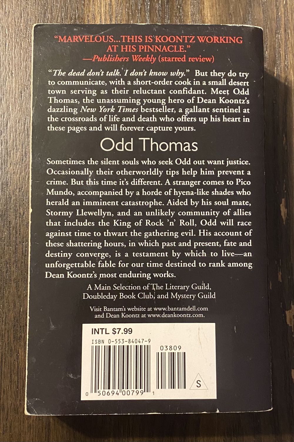 Odd Thomas - Dean Koontz (Bantam Books - Trade Paperback) book collectible [Barcode 9780553840476] - Main Image 2