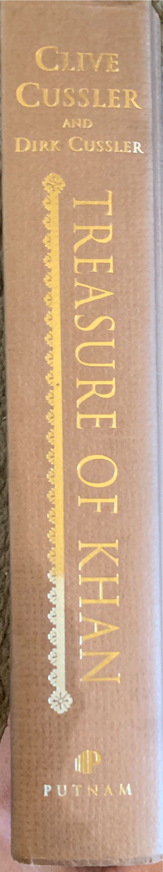 Treasure Of Khan - Clive Cussler (Putnam - Hardcover) book collectible [Barcode 9780399153693] - Main Image 4