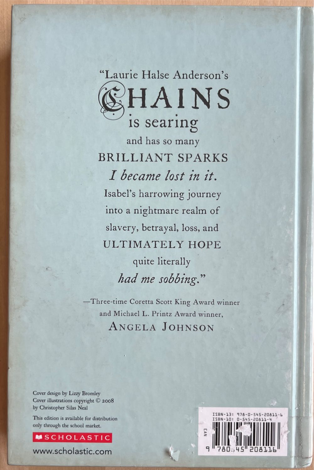 Chains - Laurie Halse Anderson (Scholastic, Inc.) book collectible [Barcode 9780545208116] - Main Image 2