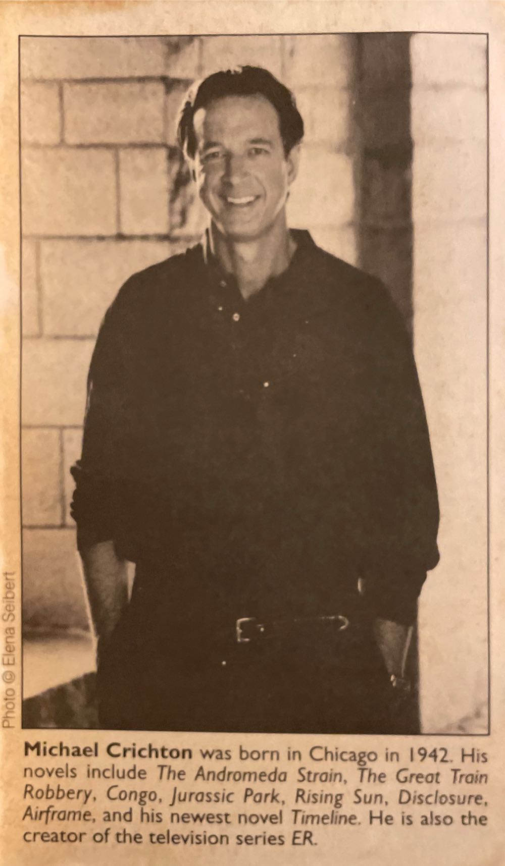 The Lost World - Michael Crichton (Ballantine - Paperback) book collectible [Barcode 9780345402882] - Main Image 4