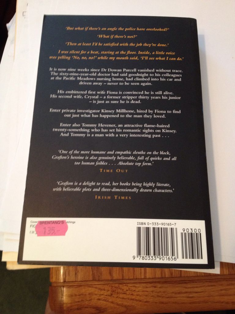 P is for Peril - Sue Grafton (Macmillan - Paperback) book collectible [Barcode 9780333901656] - Main Image 2