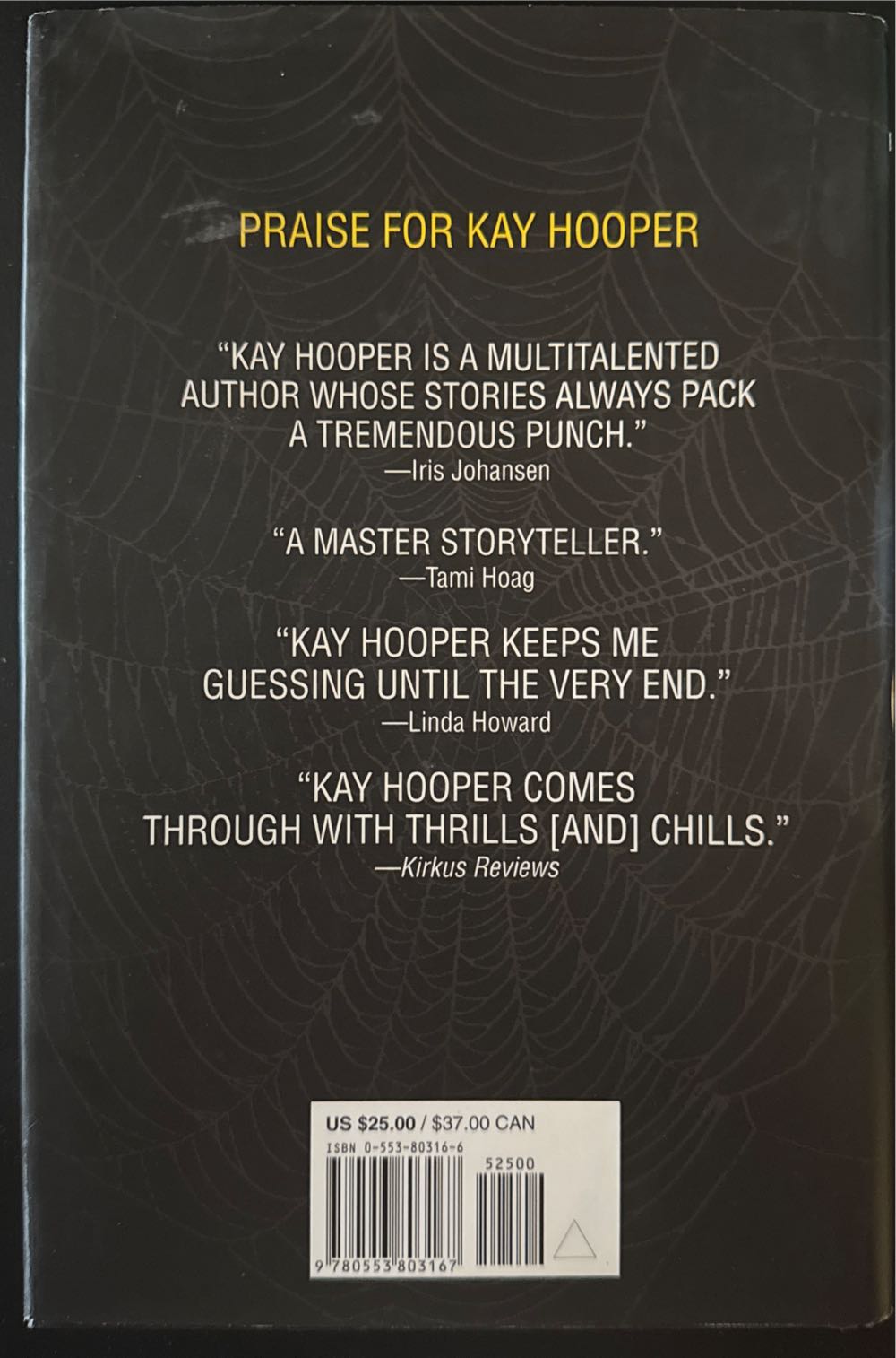 Hunting Fear - Kay Hooper (A Bantam Book - Hardcover) book collectible [Barcode 9780553803167] - Main Image 2