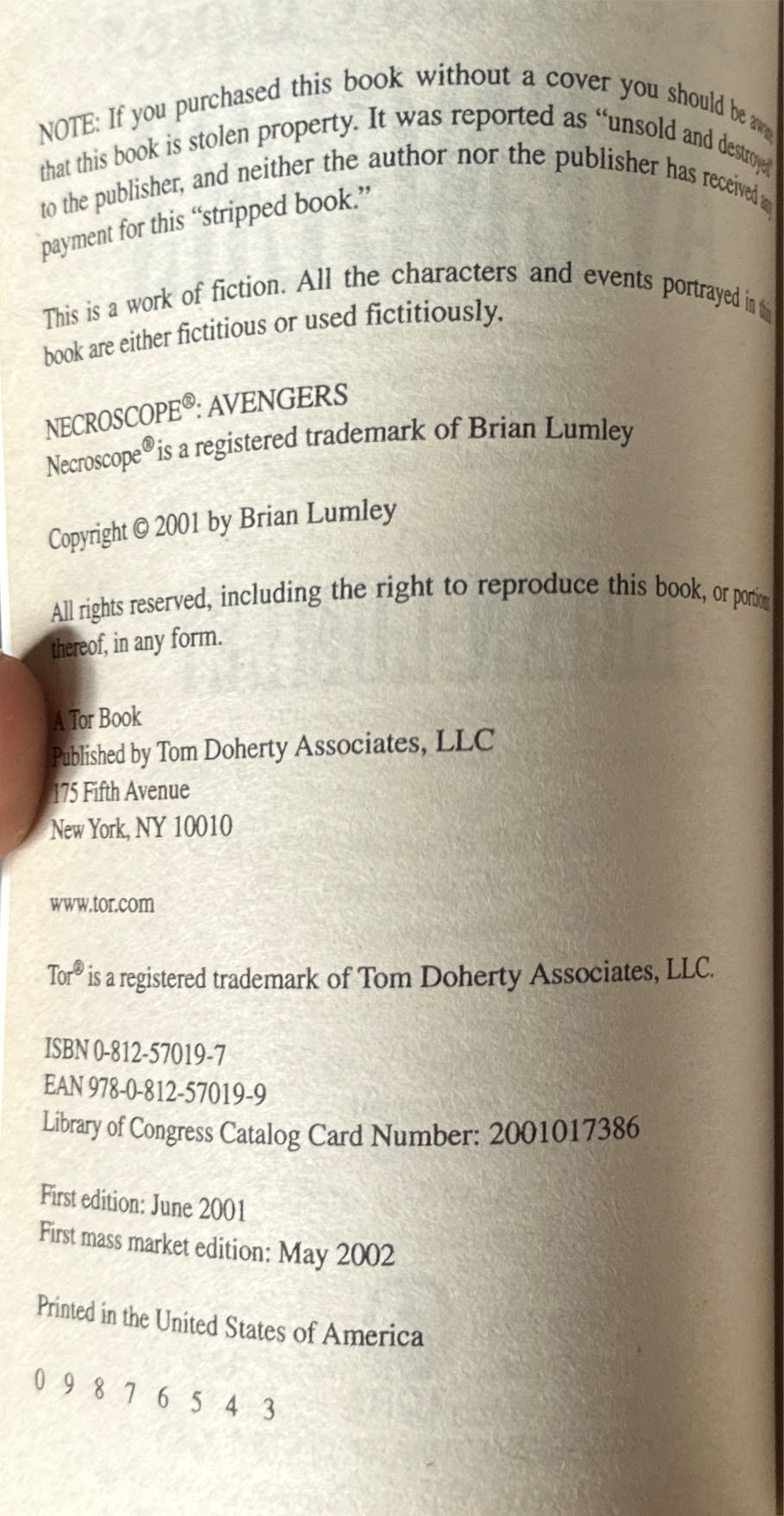N4:EB3: Avengers - Brian Lumley (Tor Books - Paperback) book collectible [Barcode 9780812570199] - Main Image 3