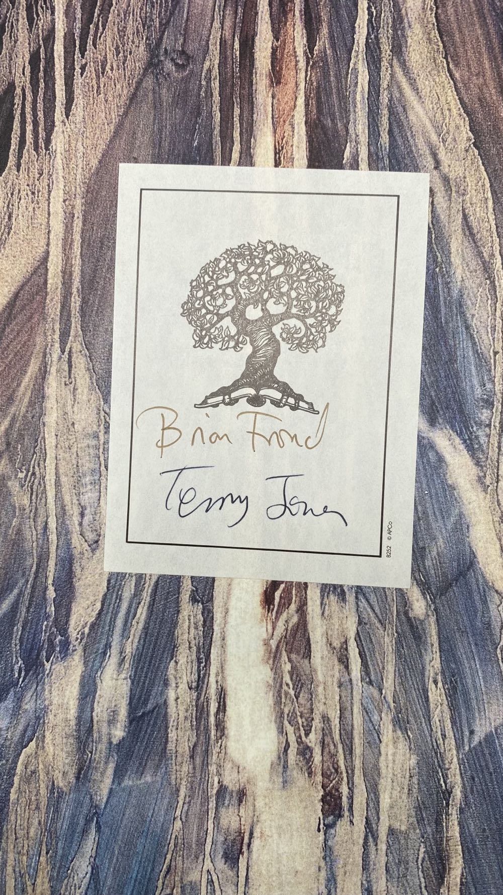 Strange Stains and Mysterious Smells Quentin Cottingtons Journal of Faery Research - Terry Jones (Simon &  Schuster - Hardcover) book collectible [Barcode 9780684832067] - Main Image 2