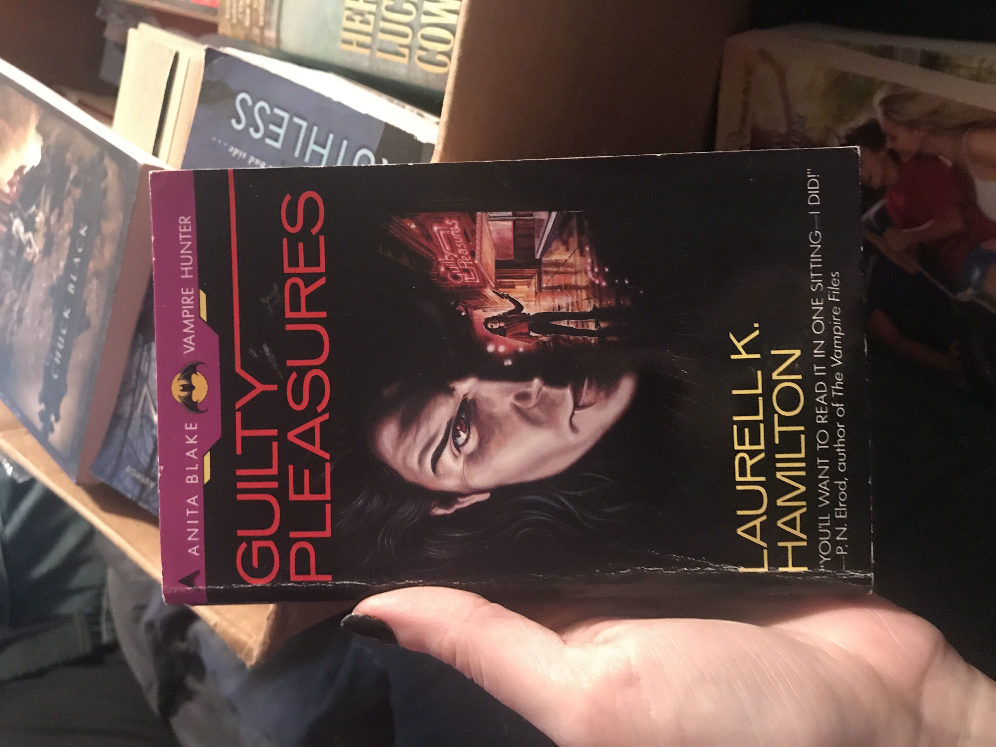 (01) Guilty Pleasures - Laurell K. Hamilton (Jove Books - Paperback) book collectible [Barcode 9780515134490] - Main Image 3
