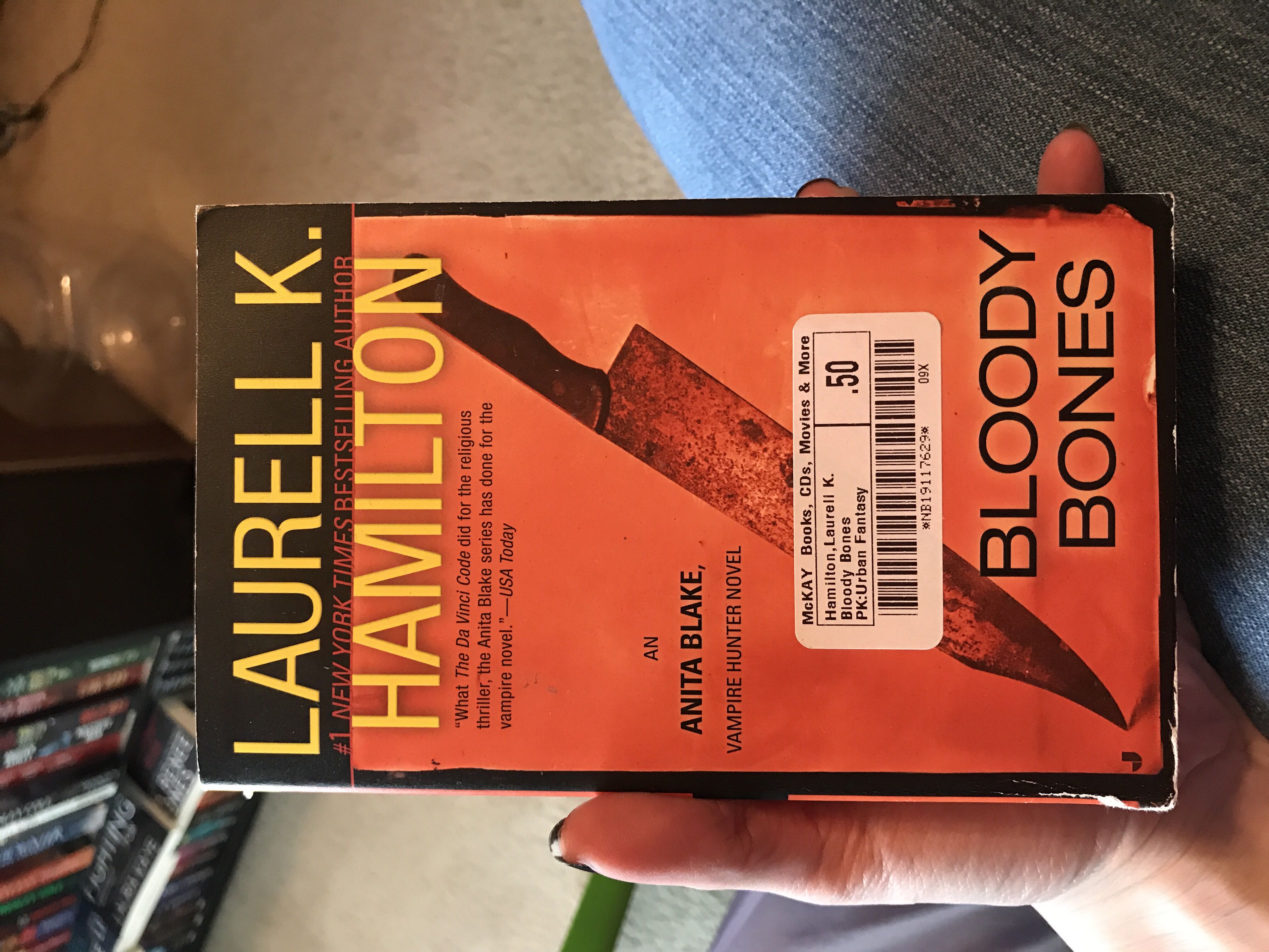 Hamilton, Laurell K. - Bloody Bones - Laurell K. Hamilton (Jove Books - Paperback) book collectible [Barcode 9780515134469] - Main Image 2