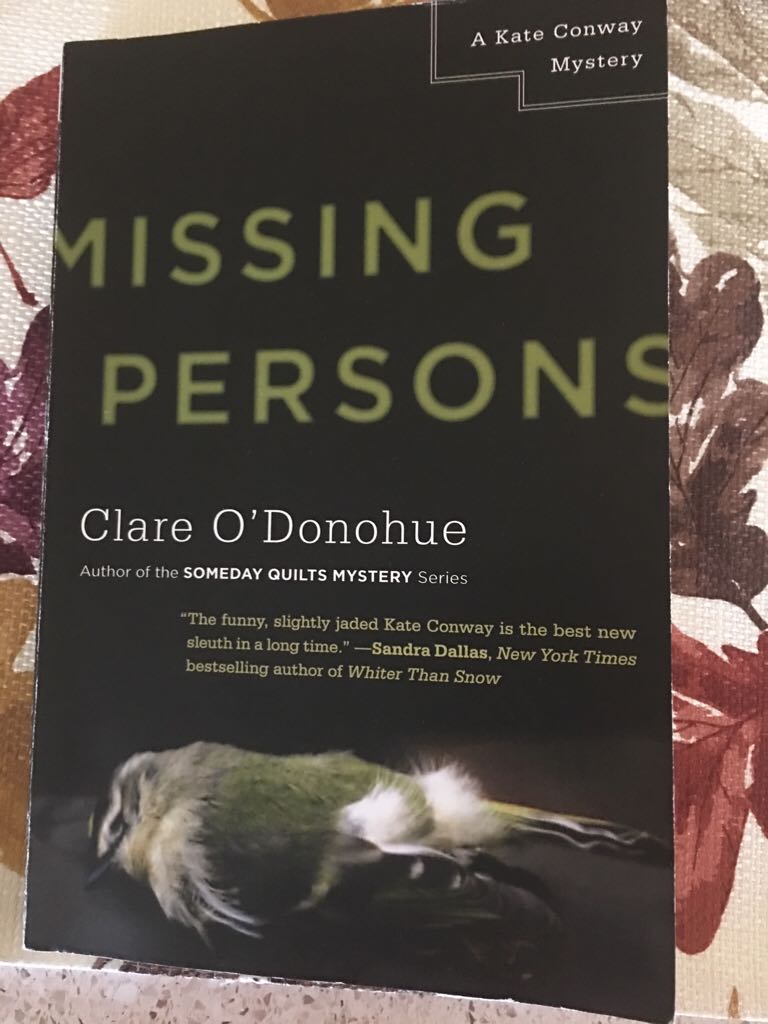 Missing Persons - Clare O’Donohue (A Plume Book - Paperback) book collectible - Main Image 1