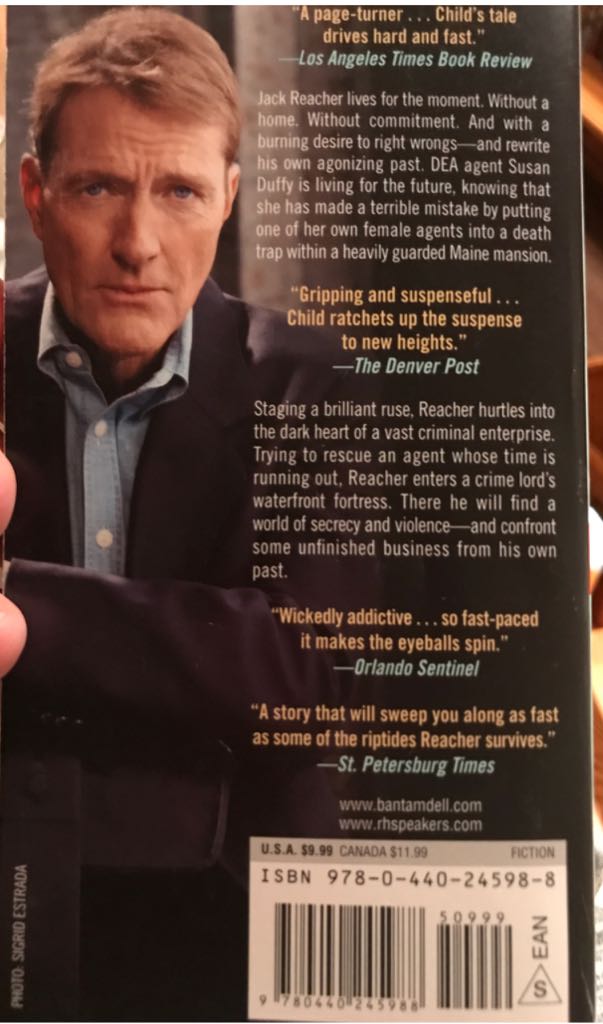 Reacher 7 - Persuader - Lee Child (A Dell Book - Paperback) book collectible [Barcode 9780440245988] - Main Image 2