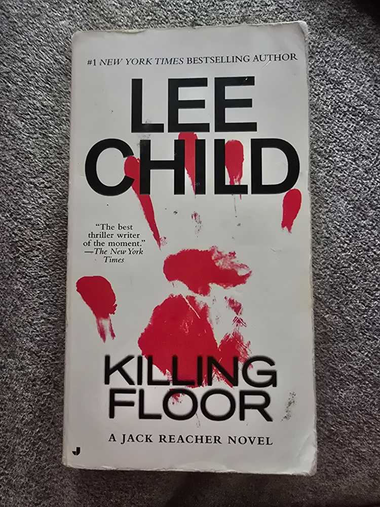 Jack Reacher 1: Killing Floor - Lee Child (Jove Books - Paperback) book collectible [Barcode 9780515141429] - Main Image 3
