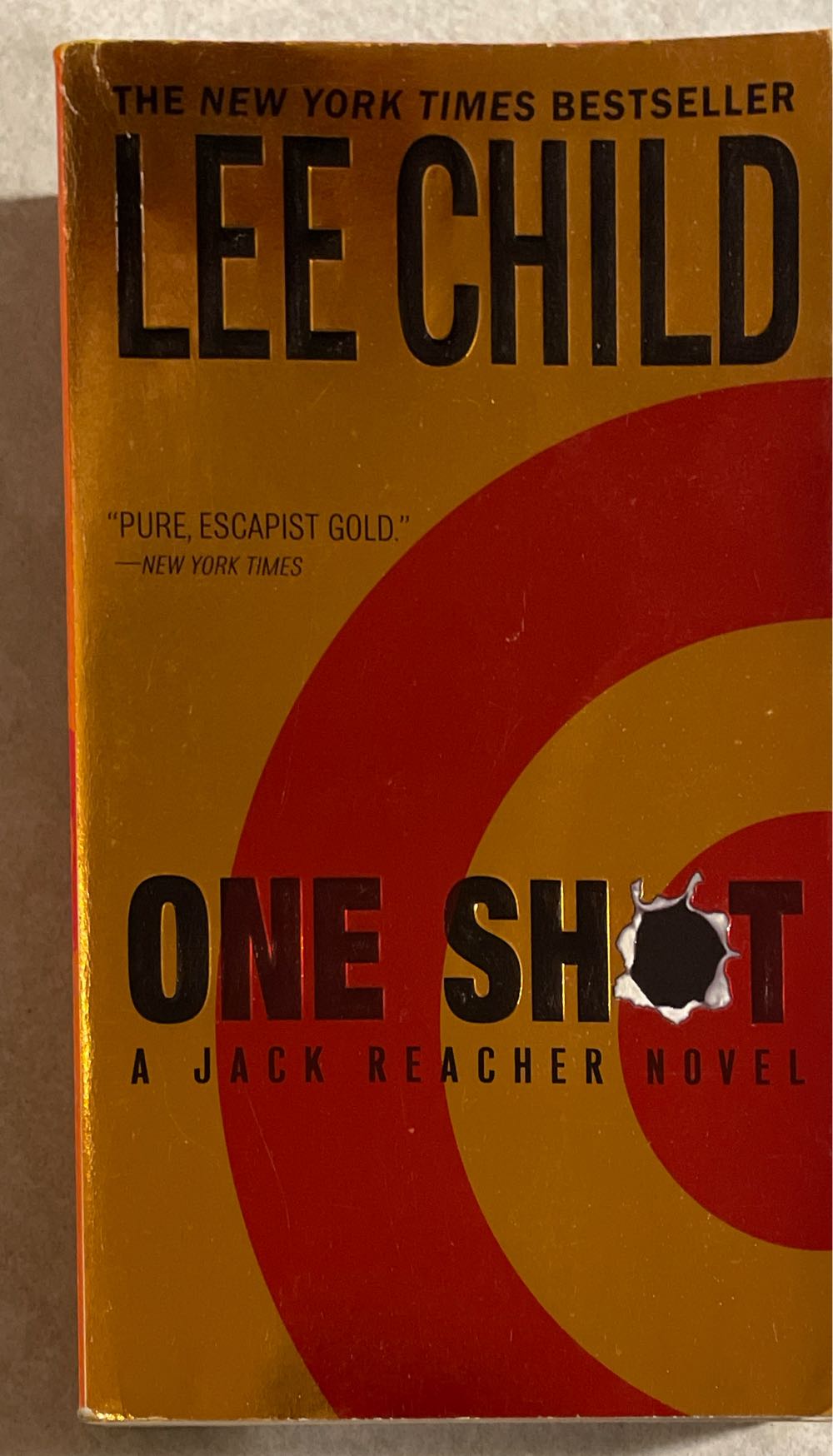 One Shot - Lee Child (Dell Publishing - Paperback) book collectible [Barcode 9780440241027] - Main Image 3
